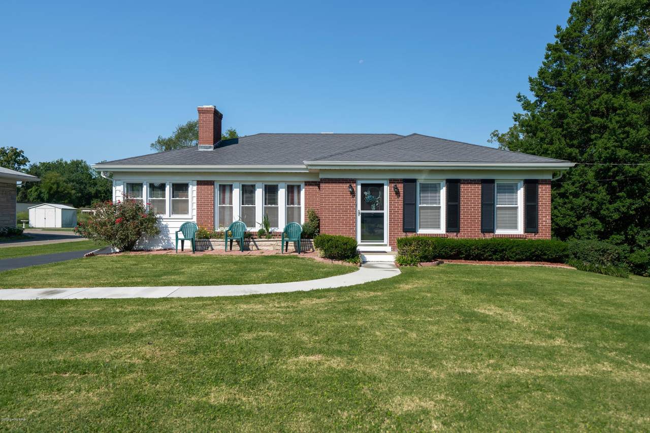 8009 Watterson Trail - Photo 1