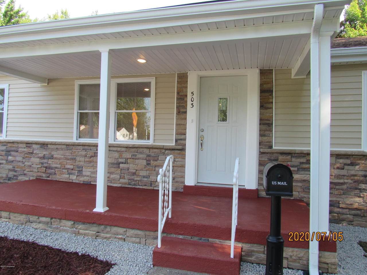 503 Southland Blvd - Photo 1
