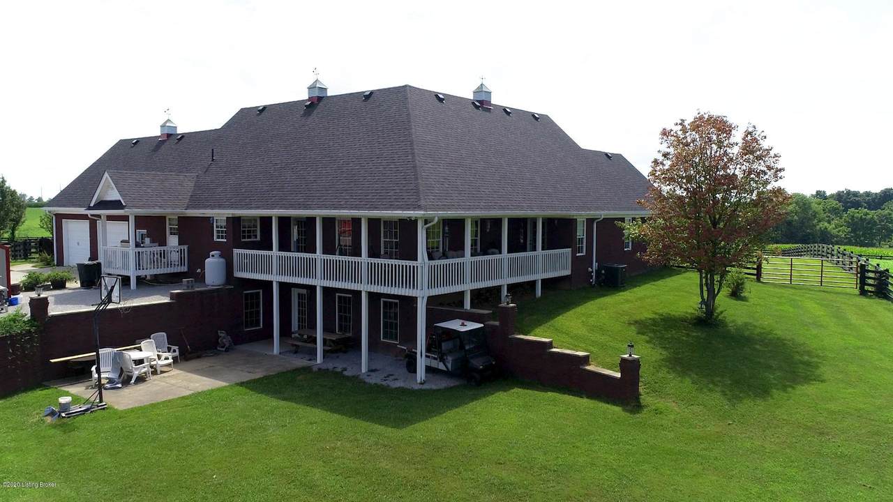 137 Drake Ridge Rd - Photo 1