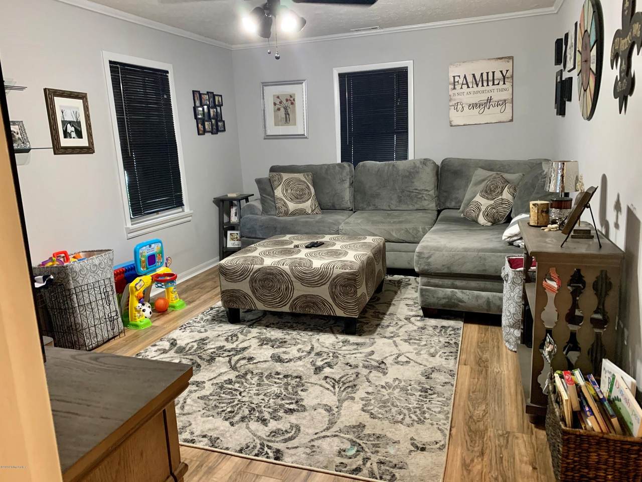 718 Shaffer Rd - Photo 1