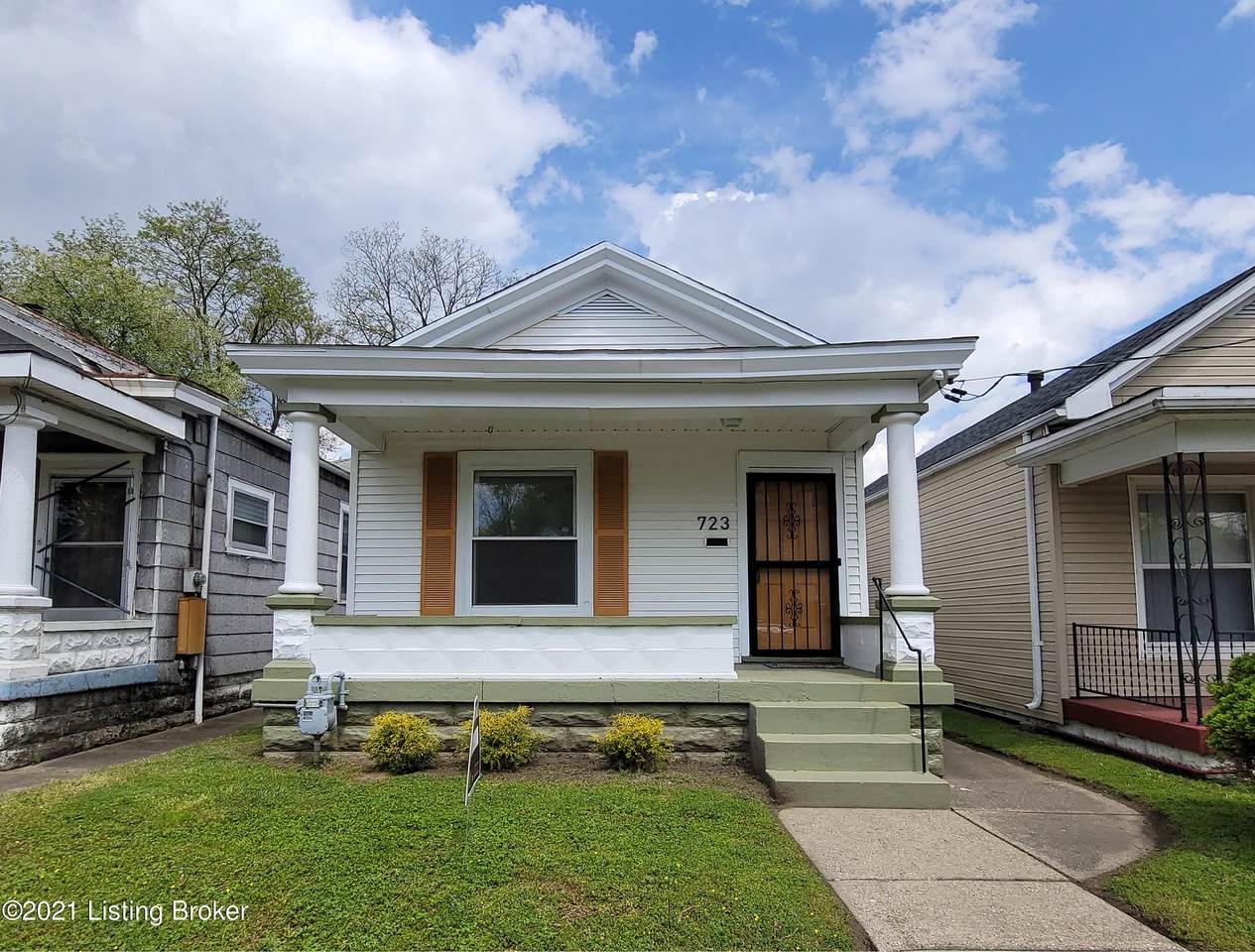 723 Gwendolyn St - Photo 1