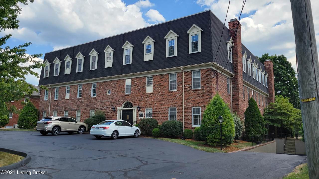 3818 Washington Square - Photo 1
