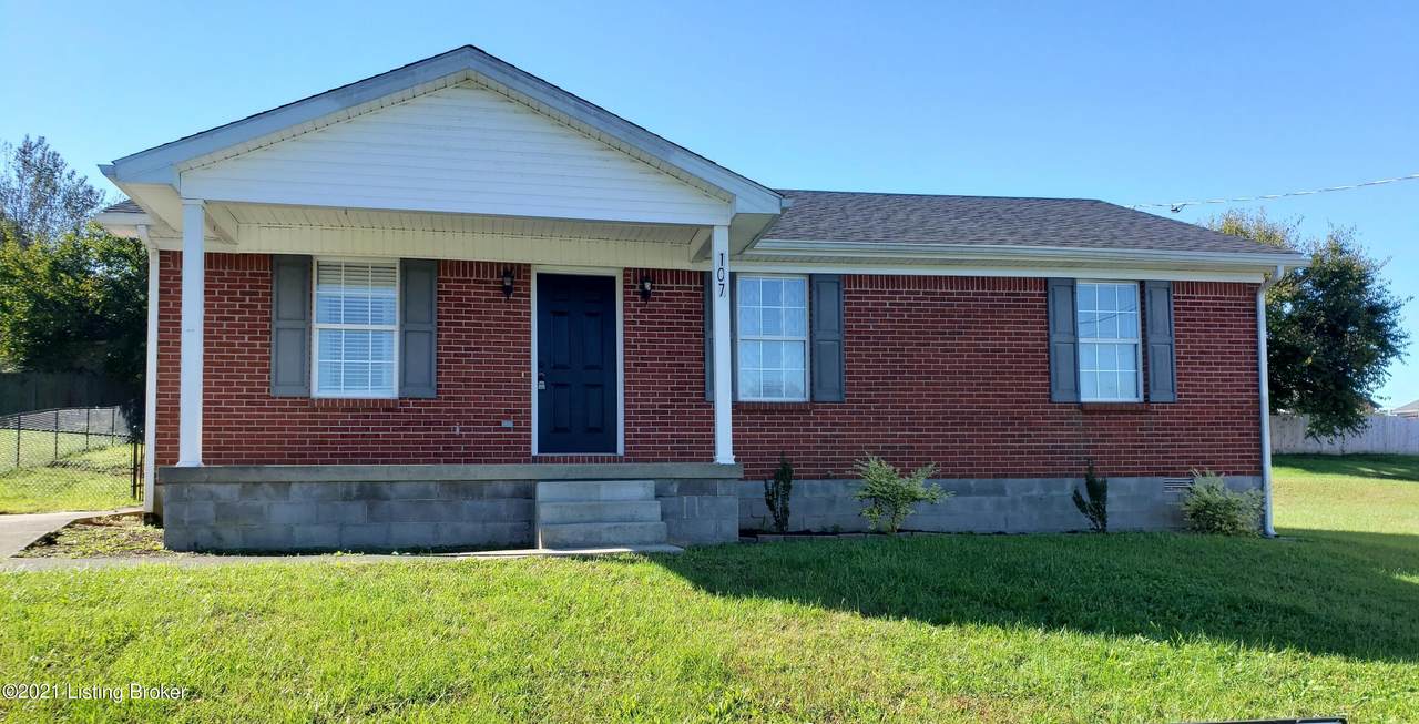 107 Watts Ct - Photo 1
