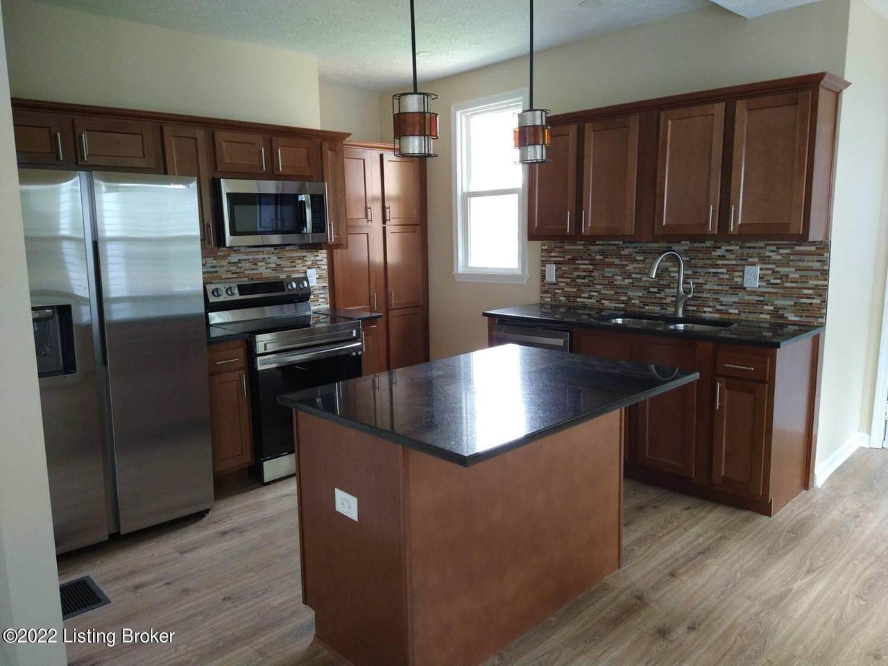 2725 Grand Ave - Photo 1