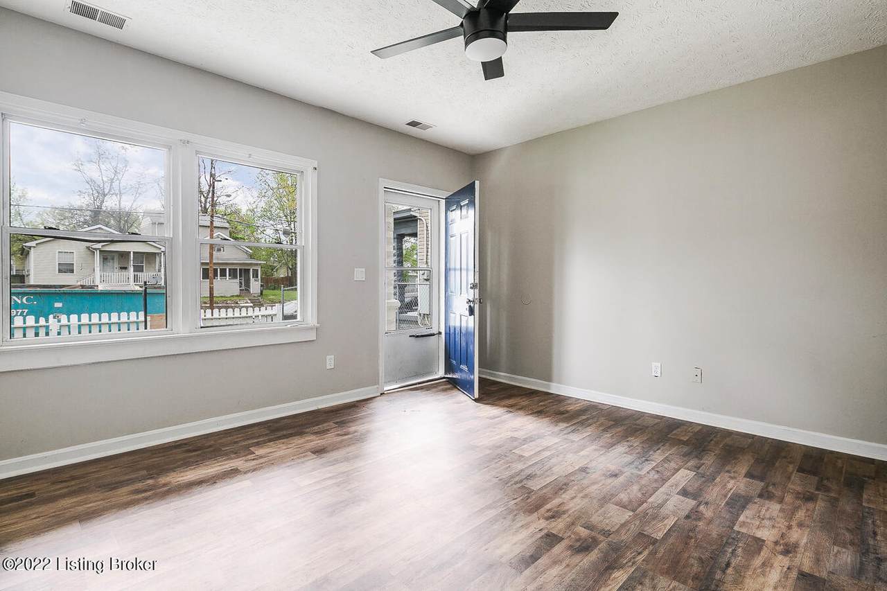 1812 Duncan St - Photo 1