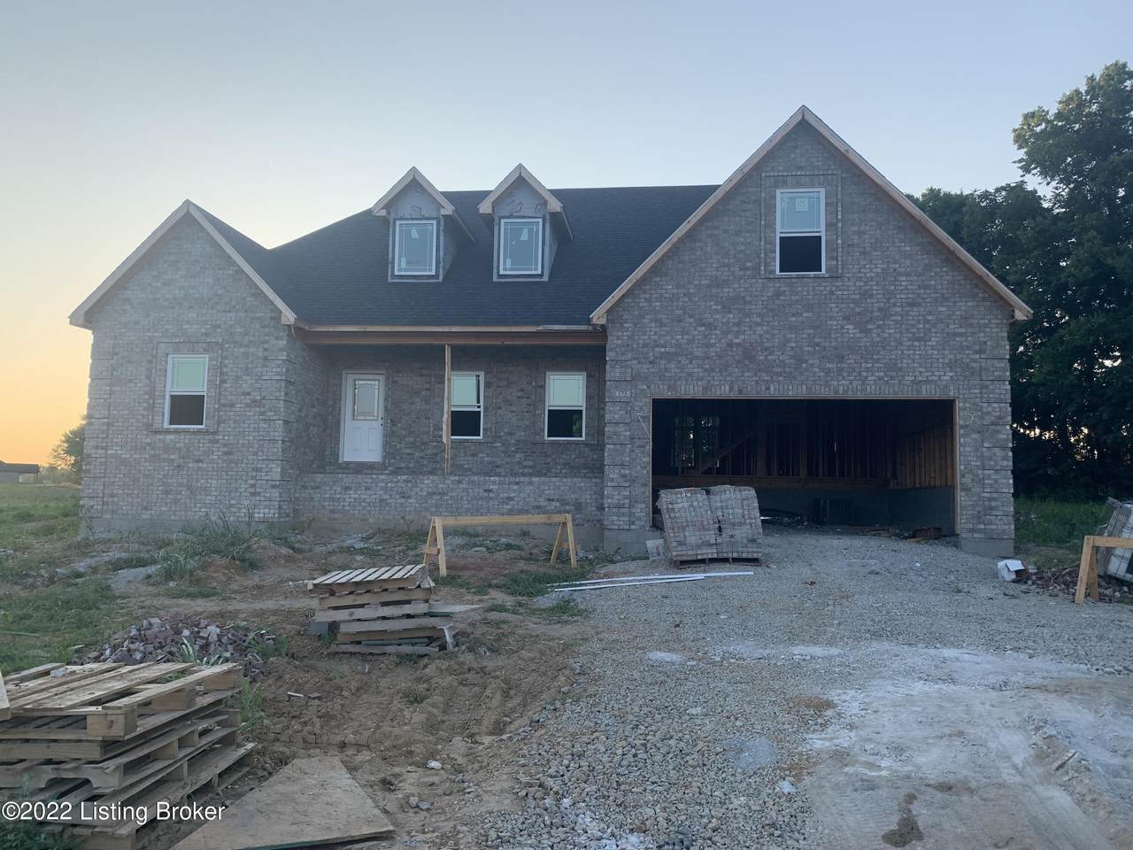 175 John Paul Ct - Photo 1