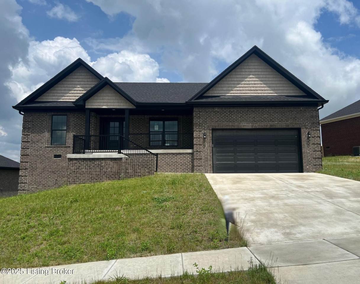 137 New Orleans Ct - Photo 1