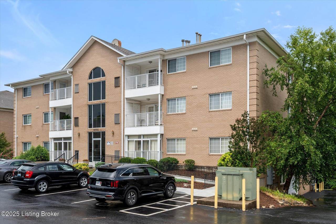 8505 Atrium Dr - Photo 1