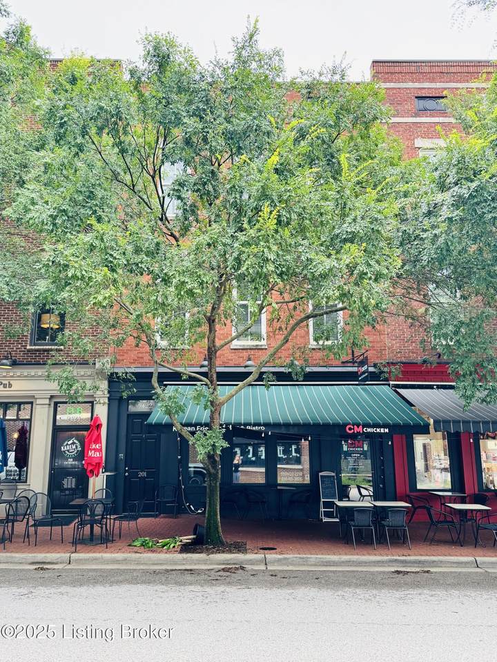 9422 Norton Commons Blvd - Photo 1