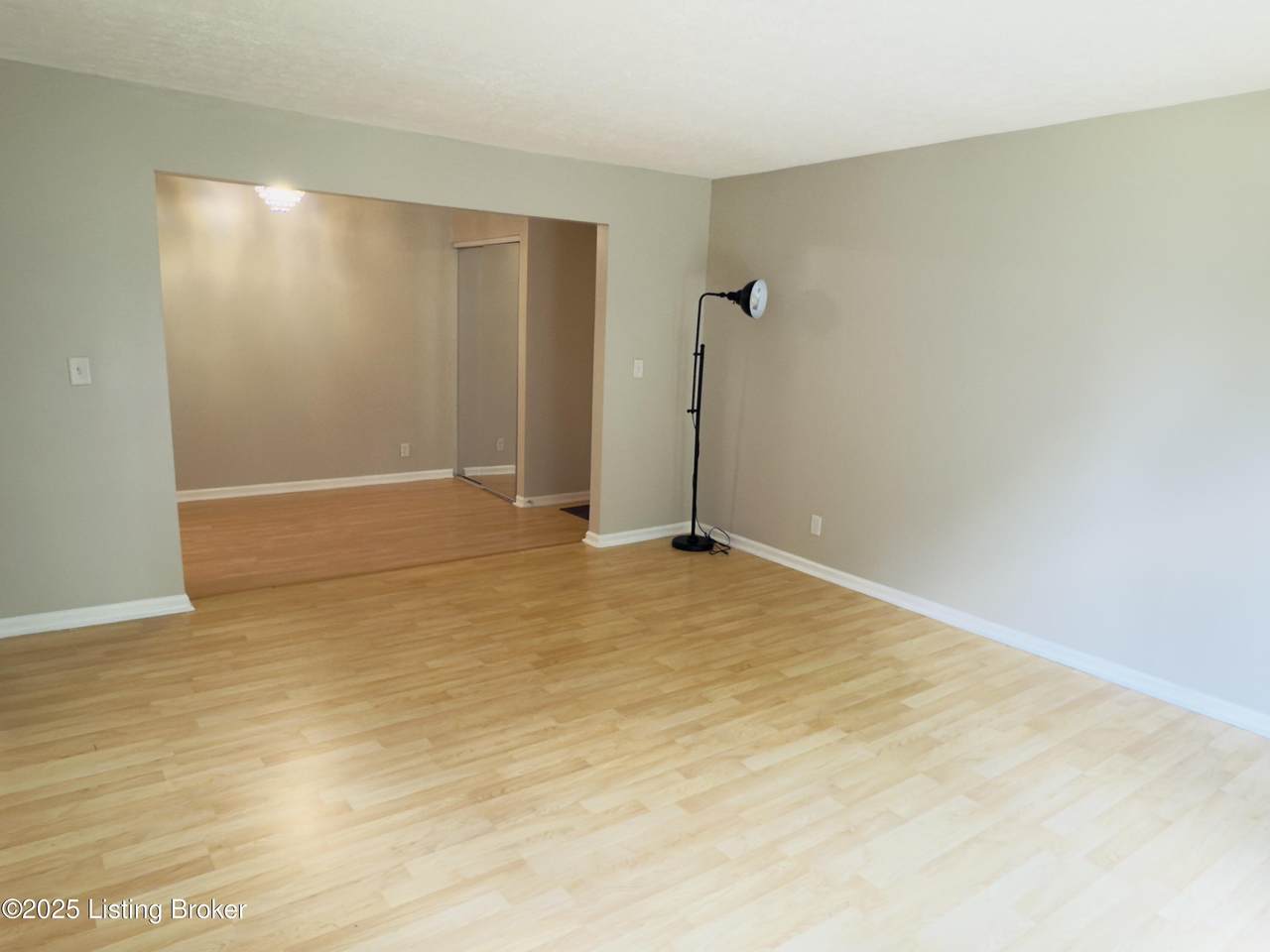 3505 Lodge Ln - Photo 1