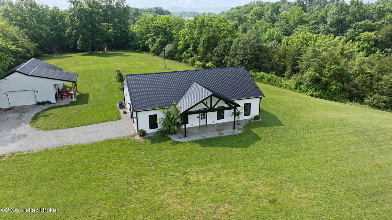 42 Cambron Ln - Photo 1