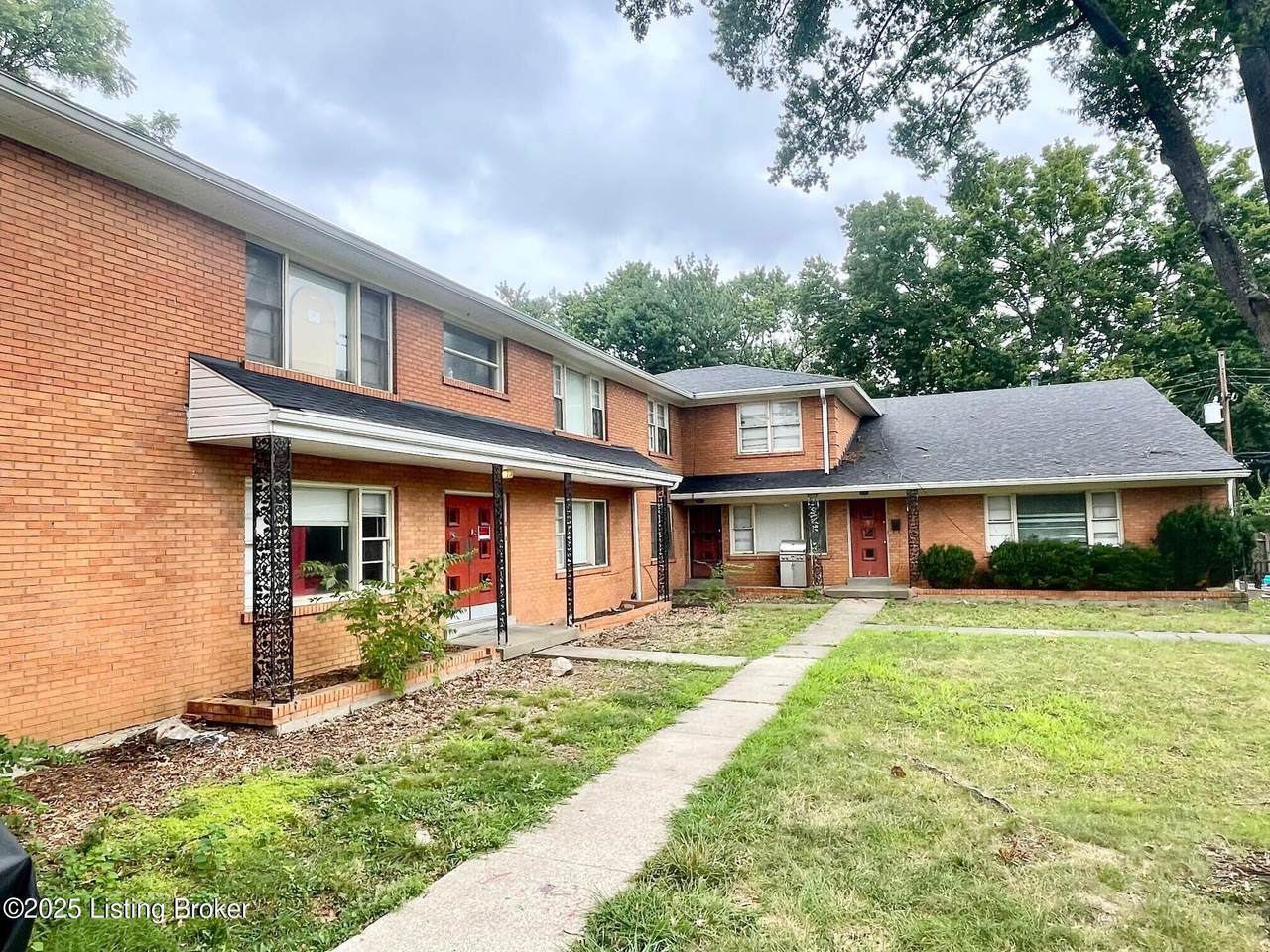 4429 Shelbyville Rd - Photo 1