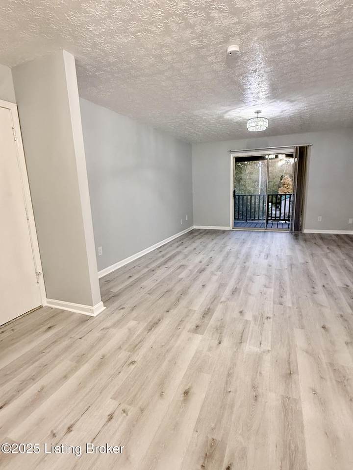 3504 Lodge Ln - Photo 1