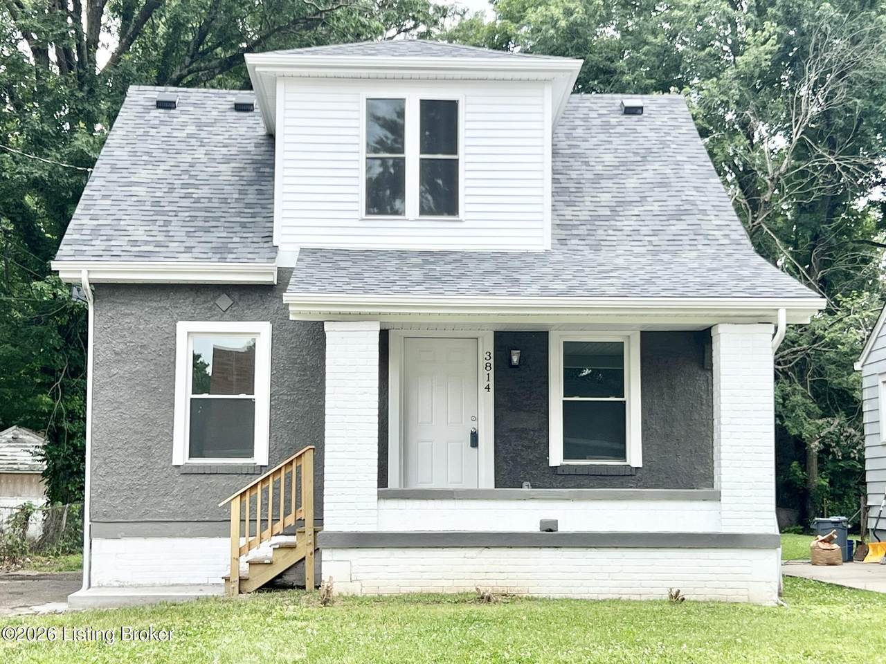 3814 Jewell Ave - Photo 1