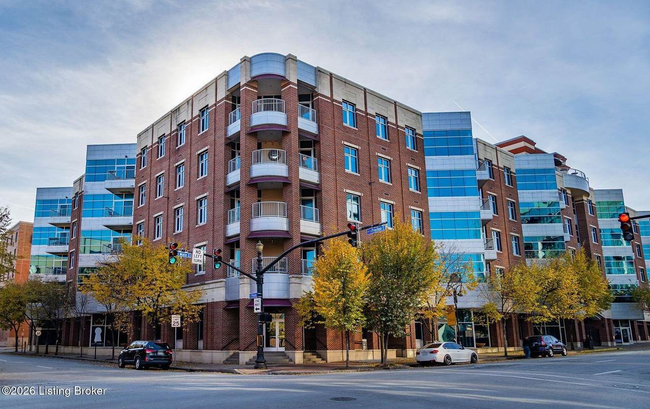 324 Main St - Photo 1