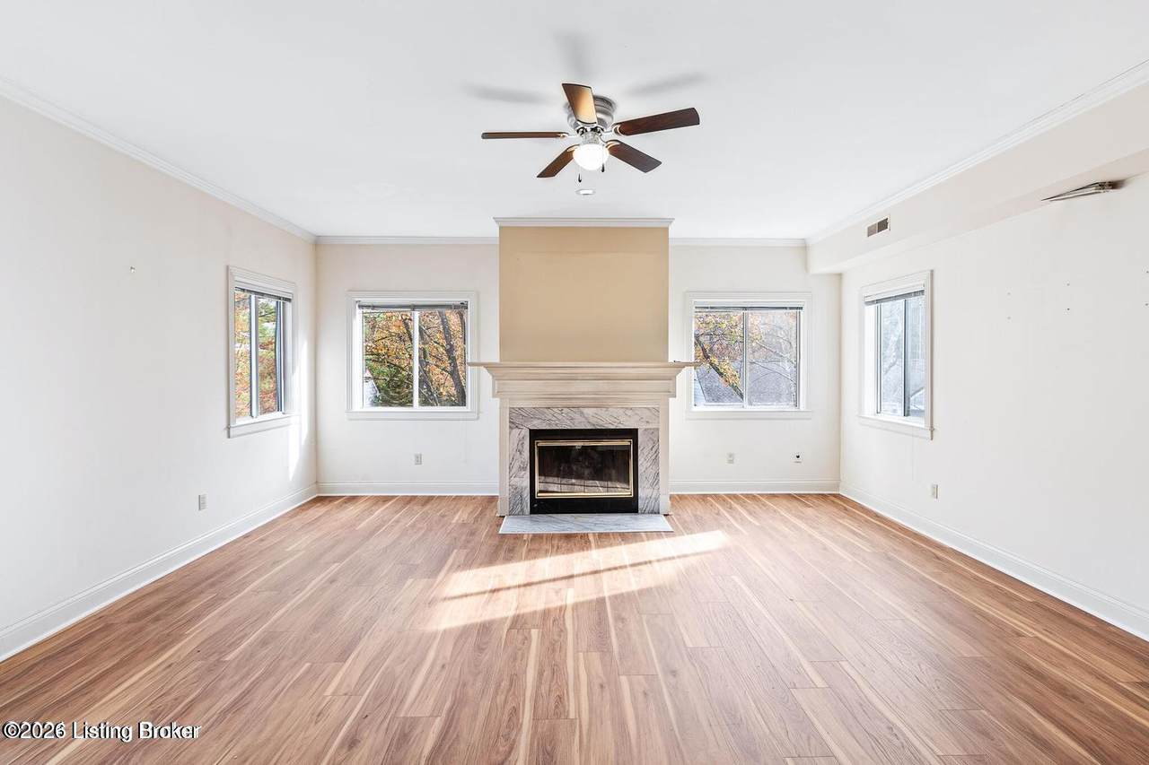 750 Zorn Ave - Photo 1