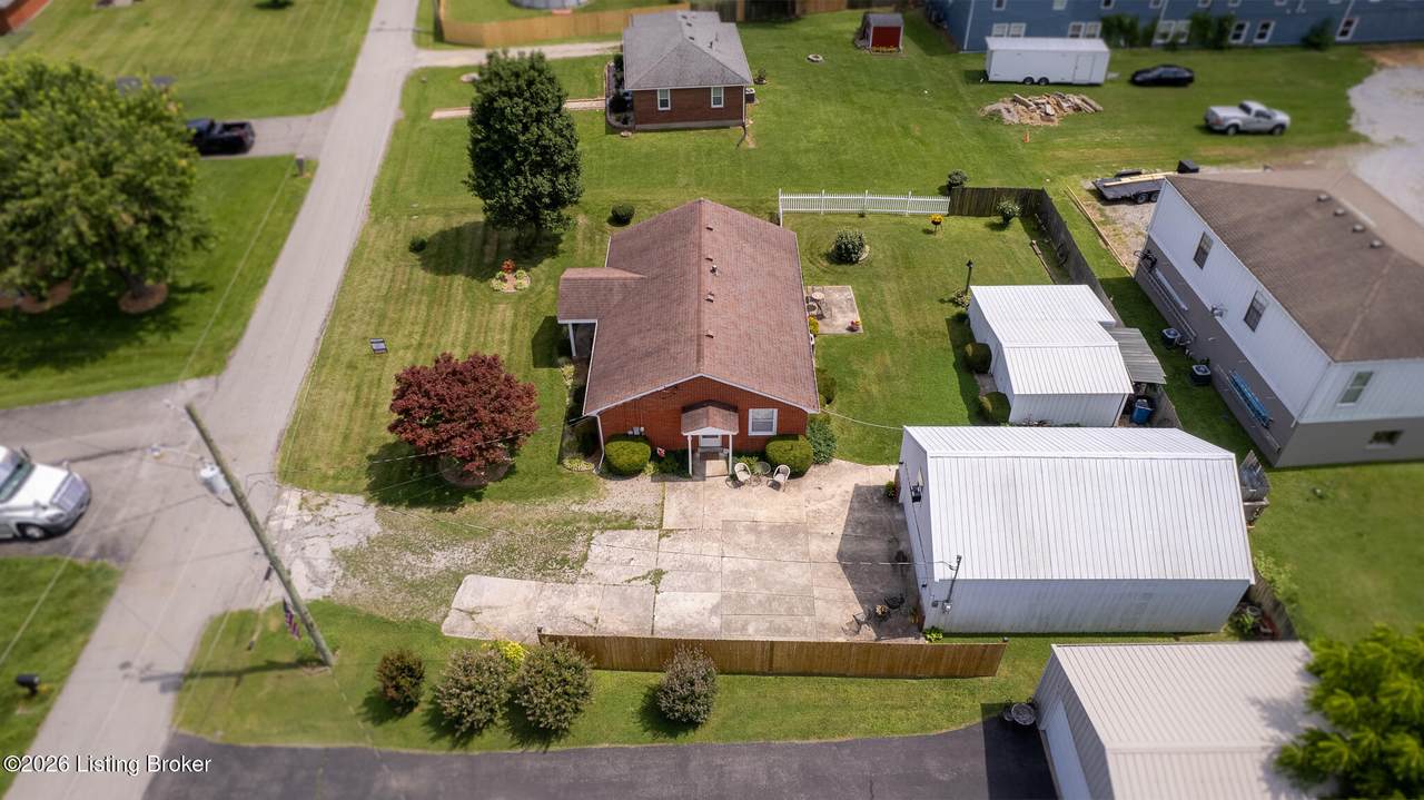 https://bt-photos.global.ssl.fastly.net/louisville/1280_boomver_2_1713735-2.jpg