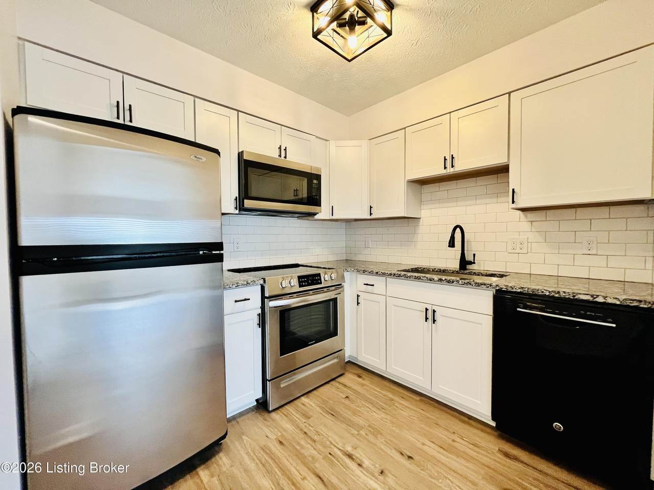 1935 Gardiner Ln - Photo 1