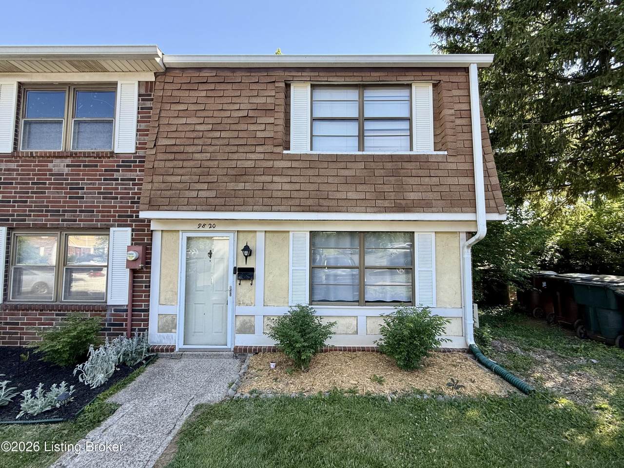 9820 Oakshire Dr - Photo 1