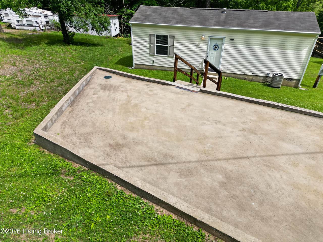 https://bt-photos.global.ssl.fastly.net/louisville/1280_boomver_2_1717989-2.jpg
