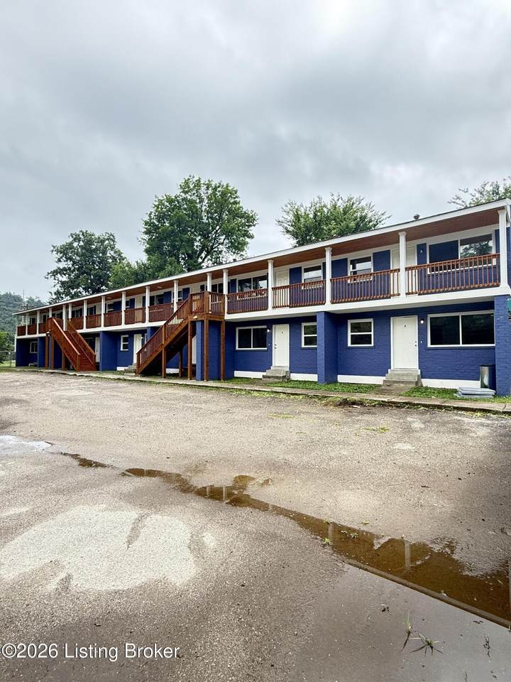 1710 Gagel Ave - Photo 1