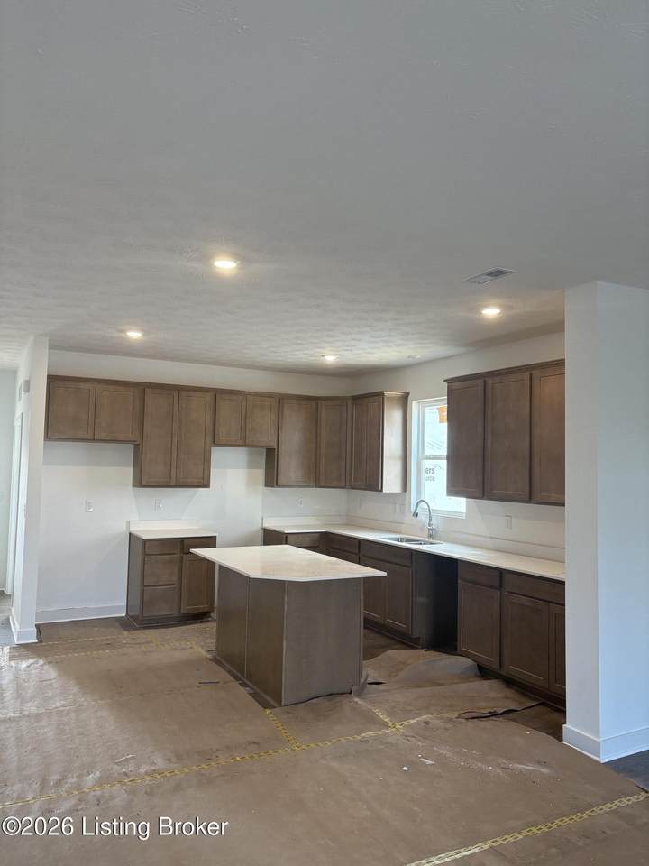 https://bt-photos.global.ssl.fastly.net/louisville/1280_boomver_2_1718454-2.jpg