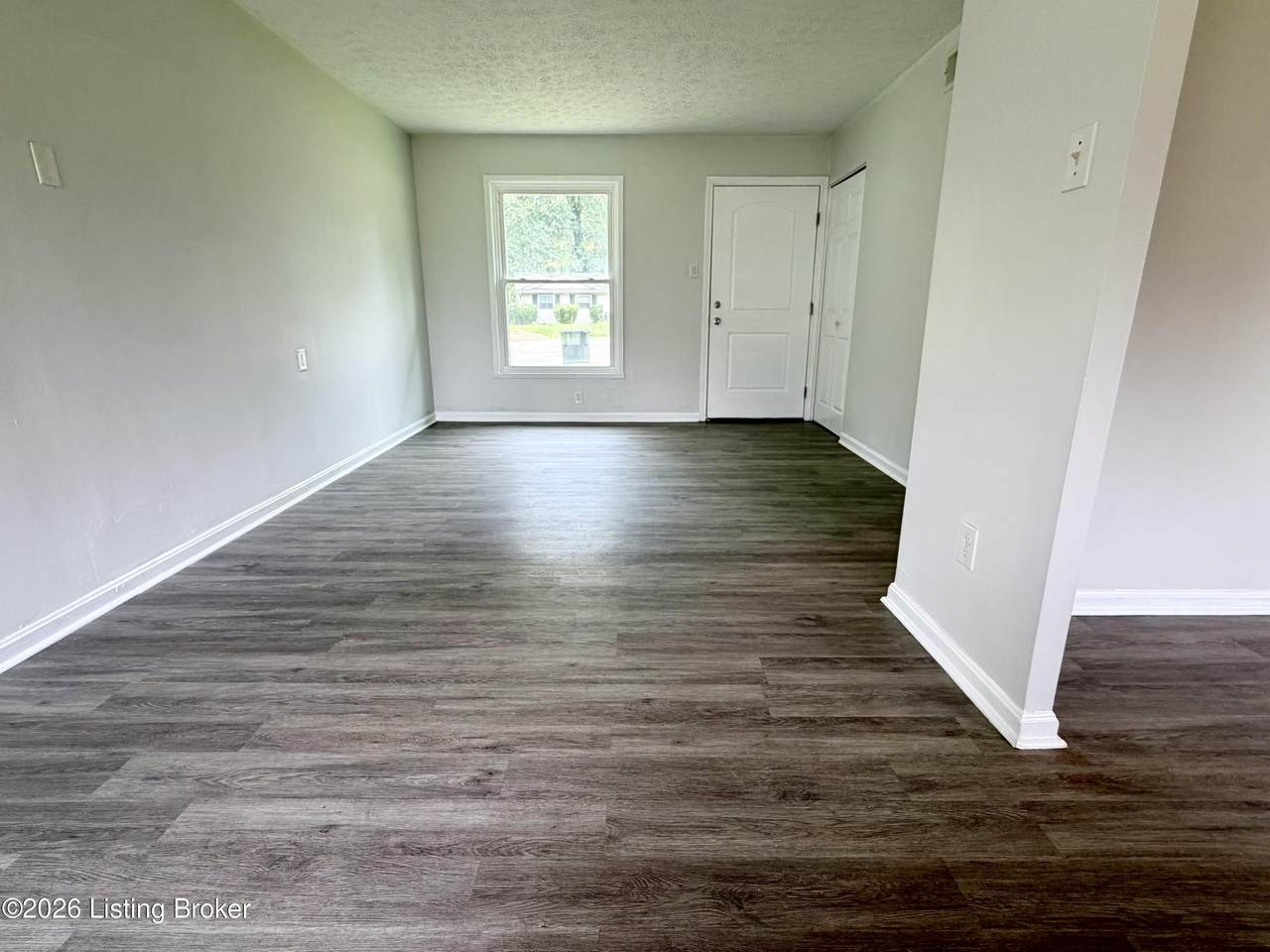 https://bt-photos.global.ssl.fastly.net/louisville/1280_boomver_2_1719311-2.jpg