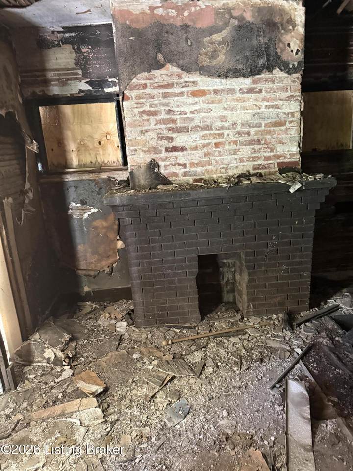 https://bt-photos.global.ssl.fastly.net/louisville/1280_boomver_2_1720184-2.jpg