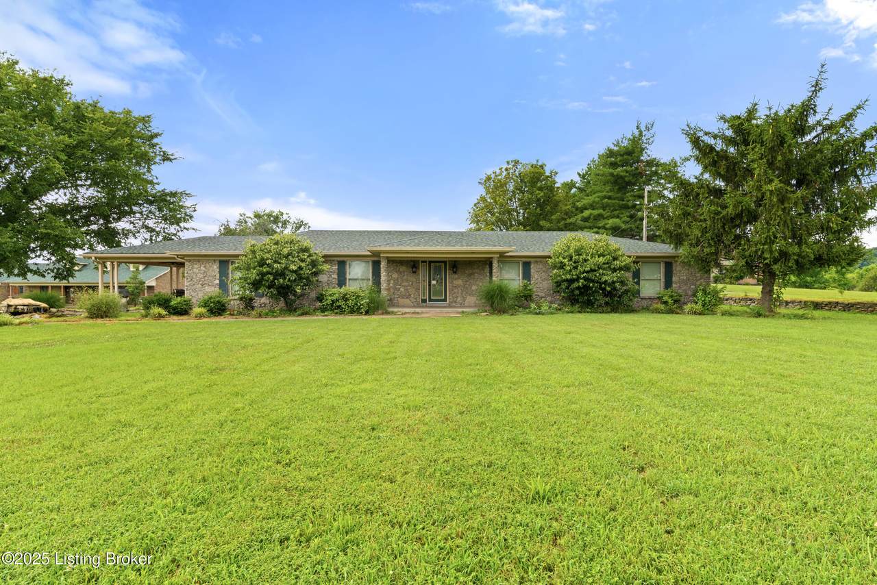364 Fairview Ln - Photo 1