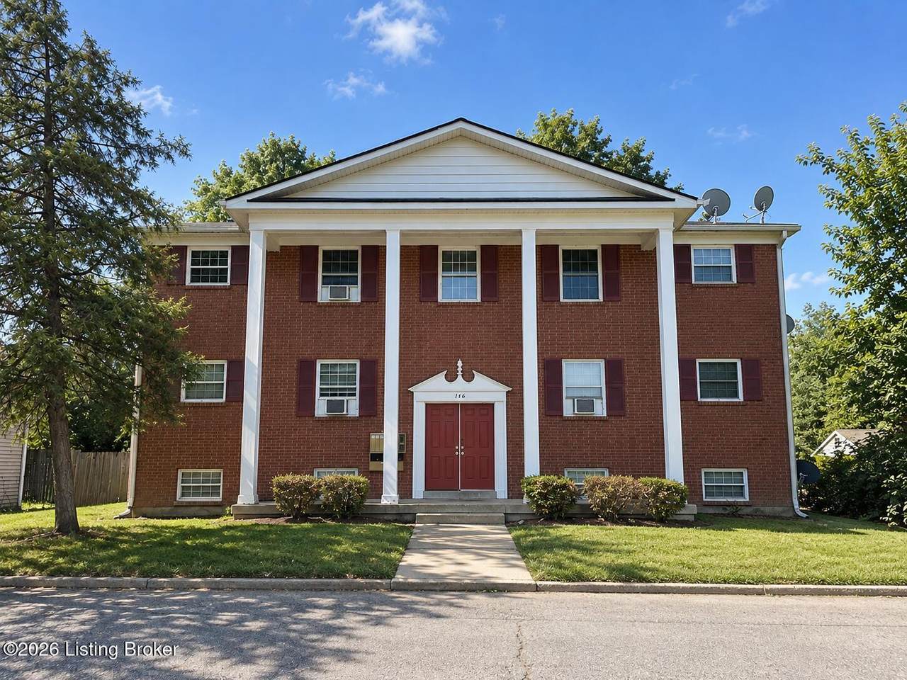 116 Harrison Ave - Photo 1