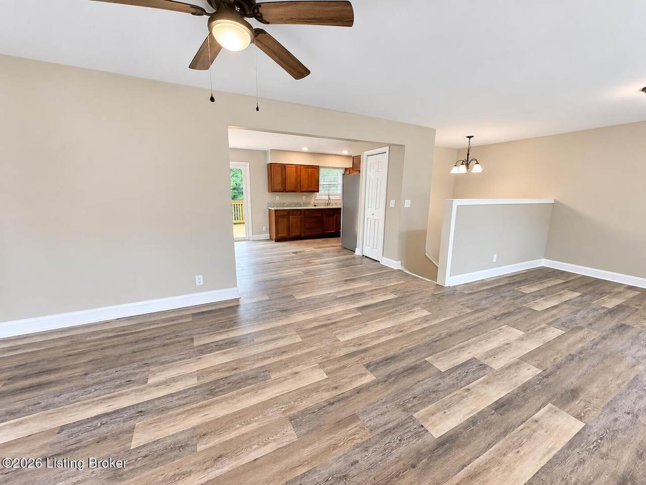 https://bt-photos.global.ssl.fastly.net/louisville/1280_boomver_1_1730876-2.jpg