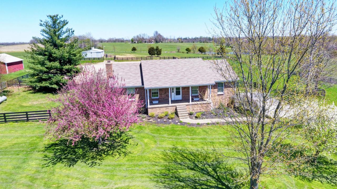 508 Locust Grove Rd - Photo 1