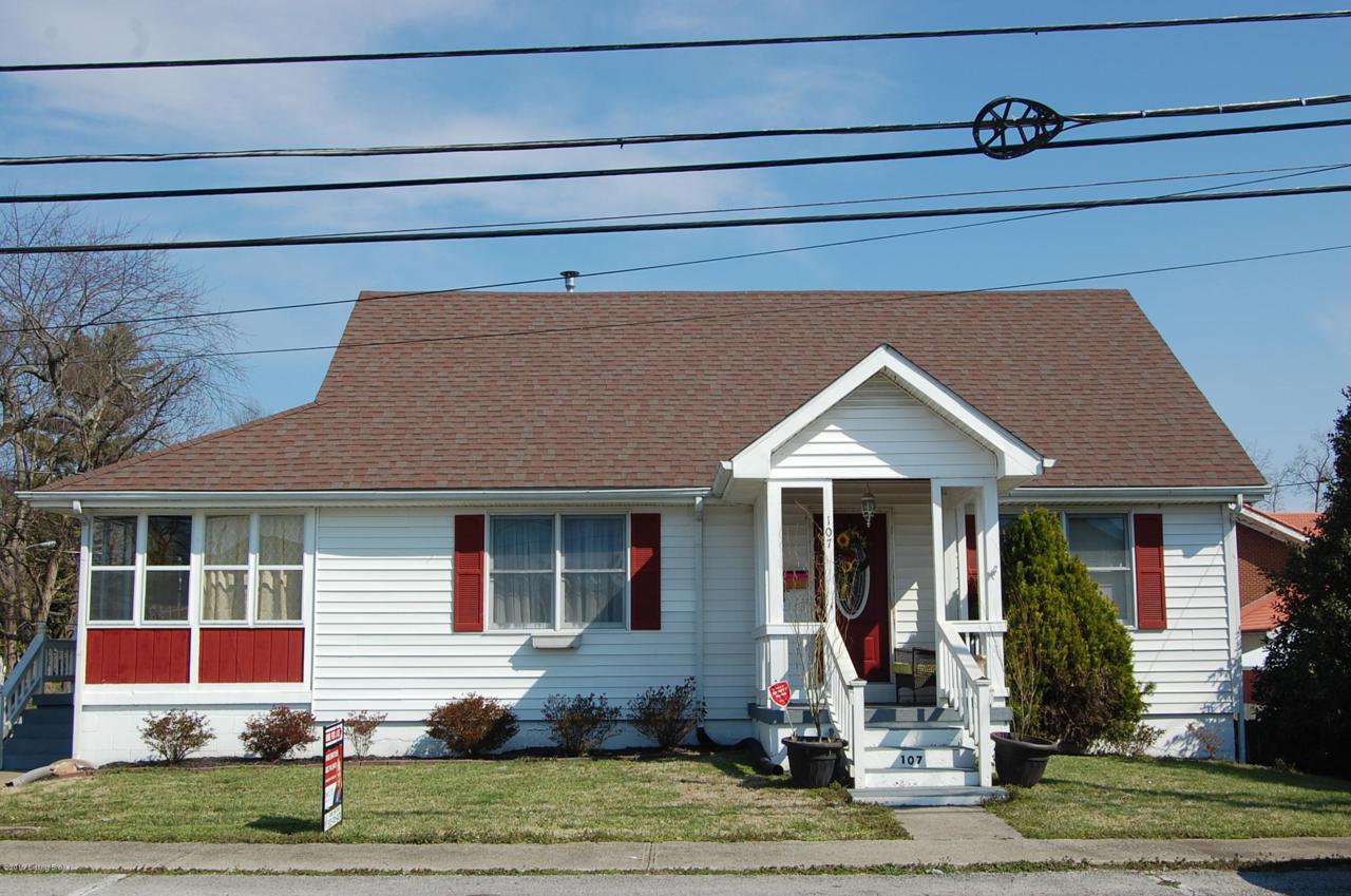 107 Chestnut St - Photo 1