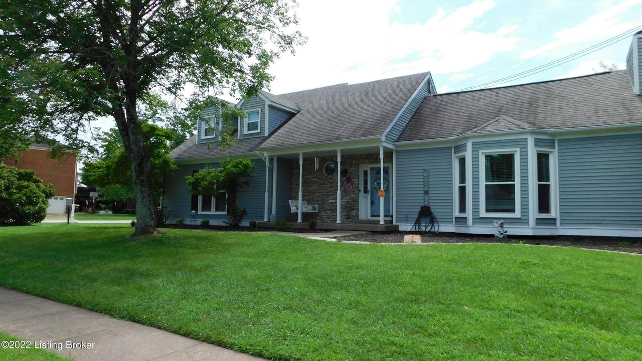 804 Thorpe Dr - Photo 1
