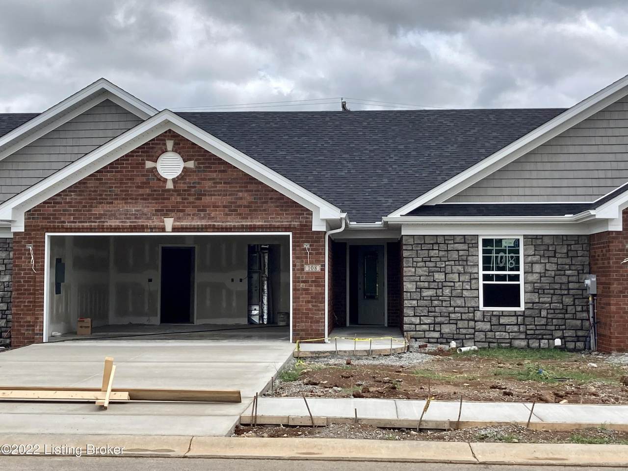 108 Lala Ln - Photo 1