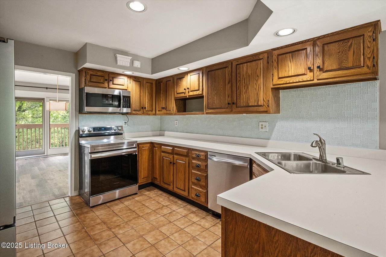 15 Harrods Landing Dr - Photo 1