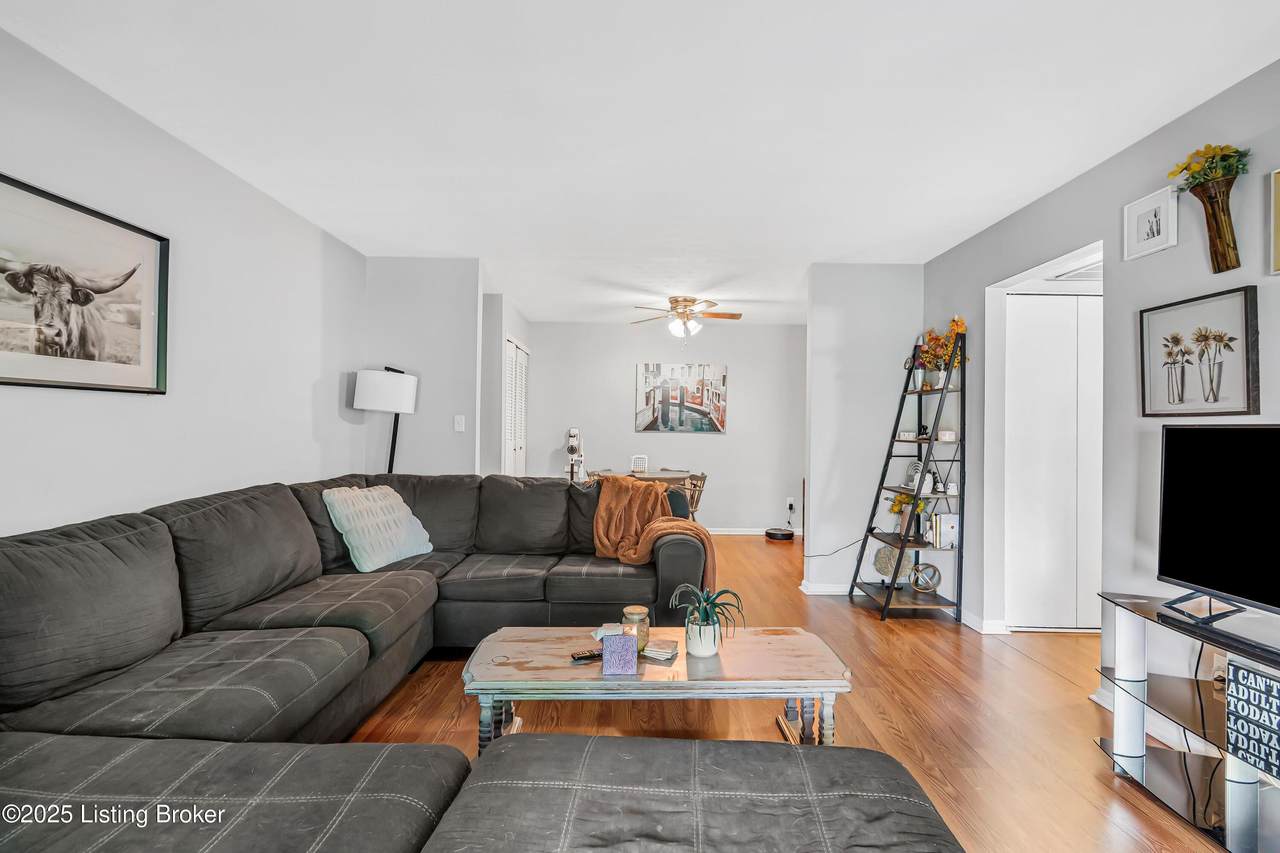 3504 Lodge Ln - Photo 1