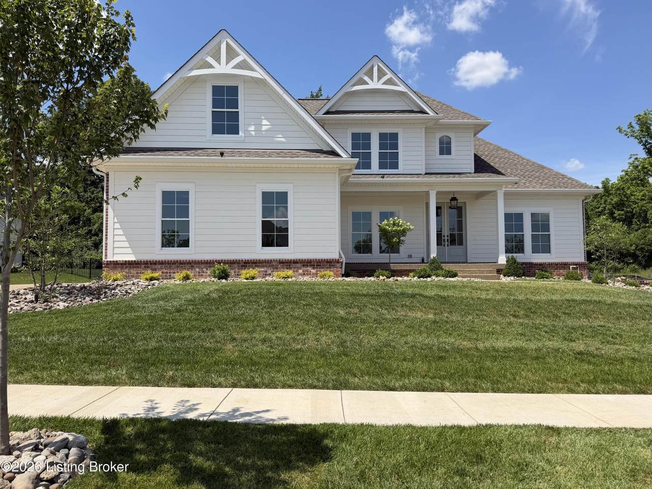 4011 Thomas Farm Dr - Photo 1