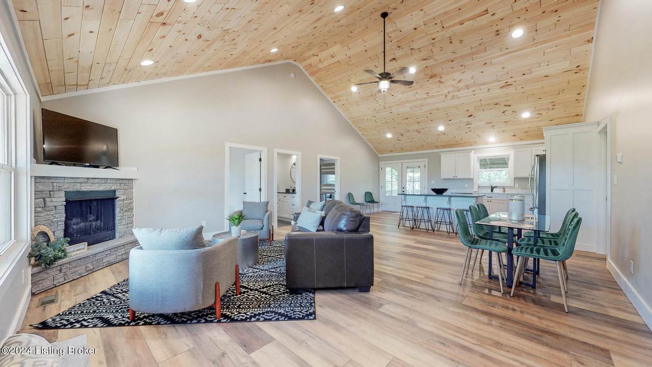 95 Clees Point Dr - Photo 1