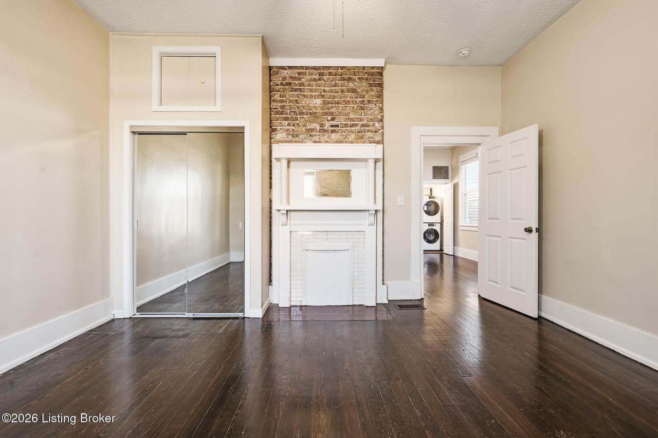 https://bt-photos.global.ssl.fastly.net/louisville/1280_boomver_3_1725168-2.jpg