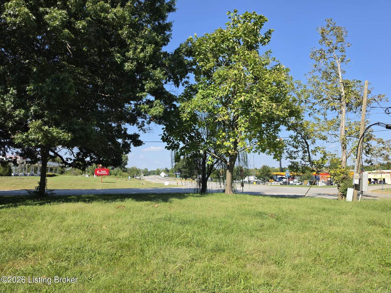 https://bt-photos.global.ssl.fastly.net/louisville/1280_boomver_3_1727997-2.jpg