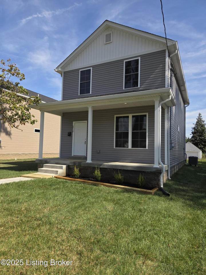 2712 Lindsay Ave - Photo 1