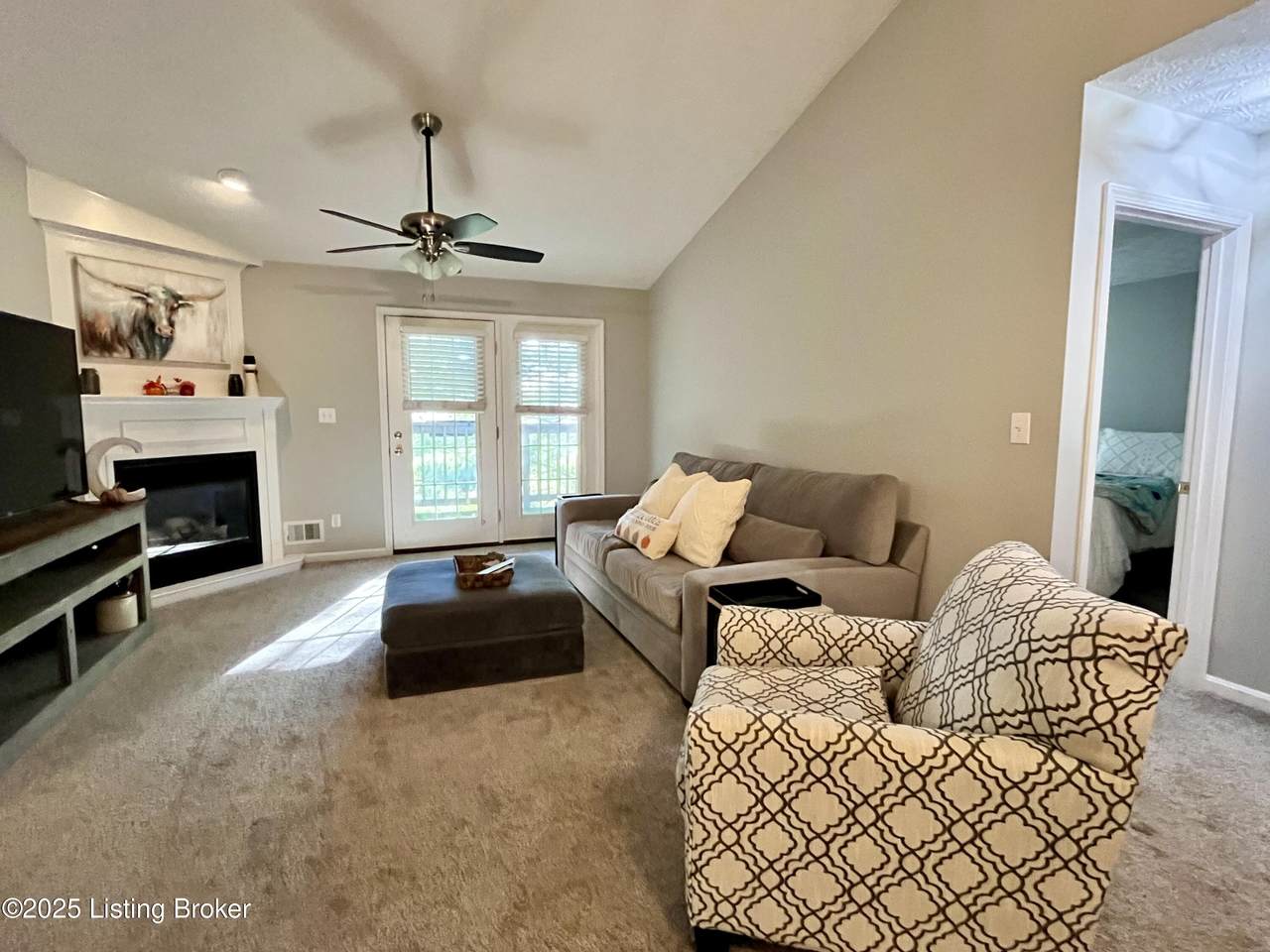 1122 Powerhouse Ln - Photo 1