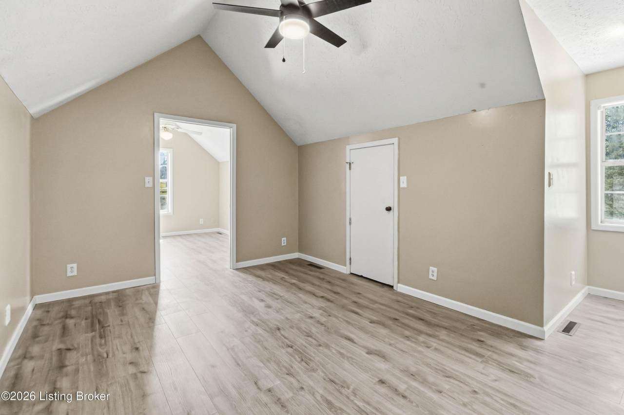 https://bt-photos.global.ssl.fastly.net/louisville/1280_boomver_4_1720252-2.jpg