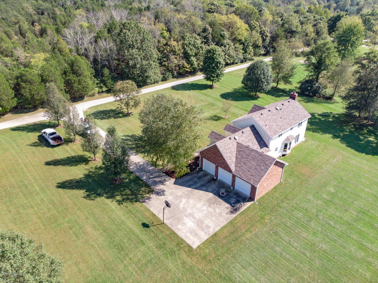 9213 Fairmount Rd - Photo 1