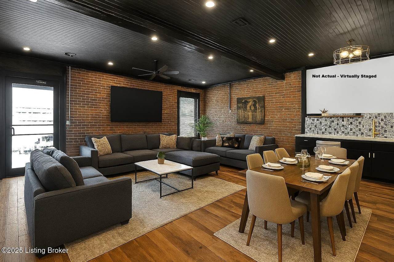 1529 Market St - Photo 1