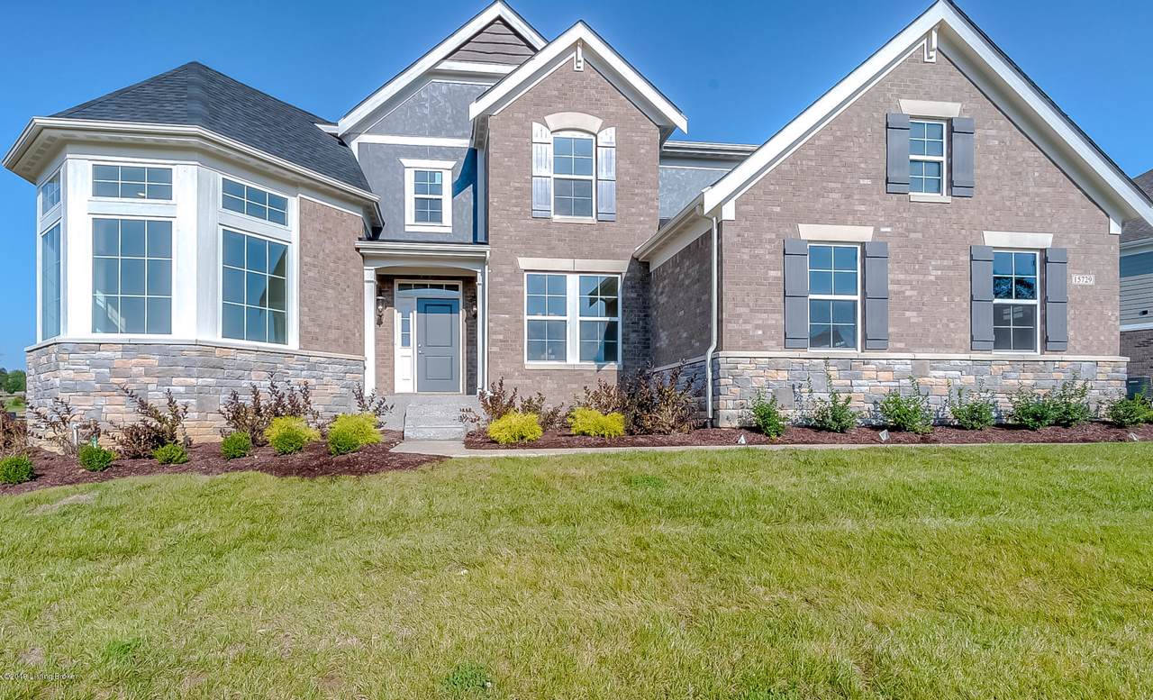 15729 Shadowalk Dr - Photo 1