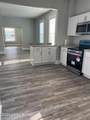 3431 Greenwood Ave - Photo 11