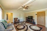 1615 Crestview Dr - Photo 8