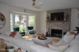 2512 Wendell Ave - Photo 4